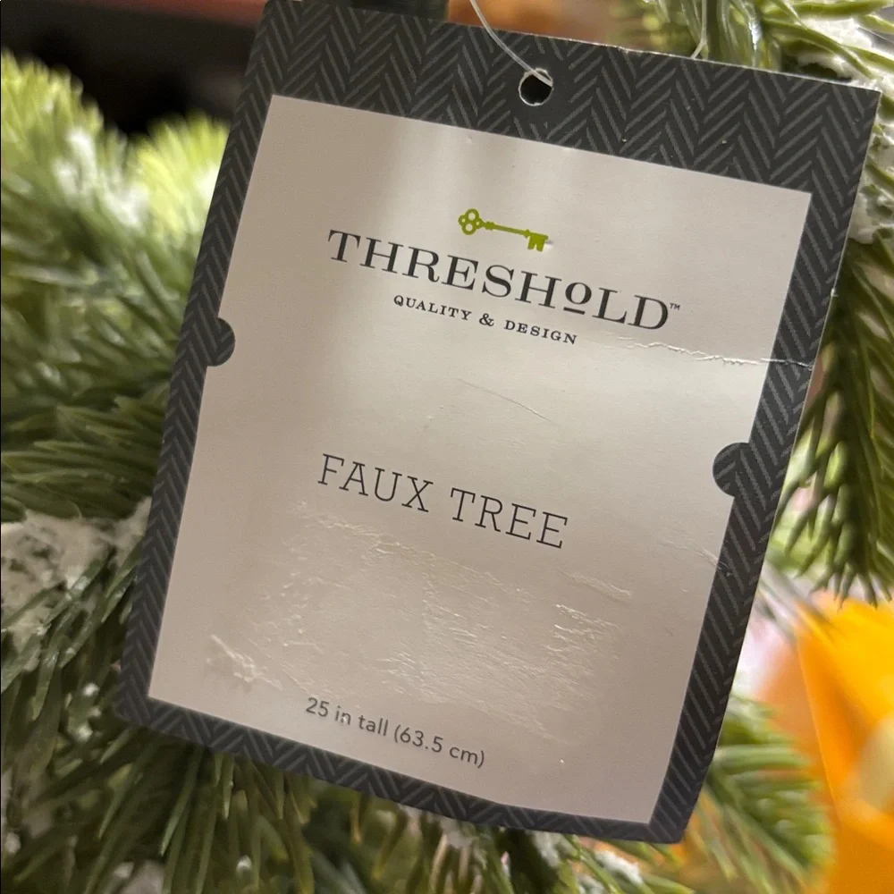 Threshold lifelike faux